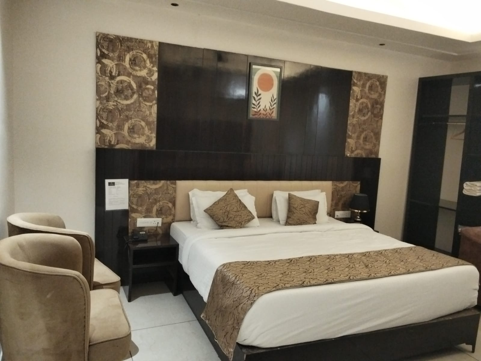 Super Deluxe Room